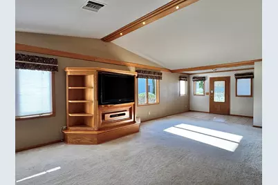 1303  Hadley Ct, Watertown, WI 53098 - Photo 7