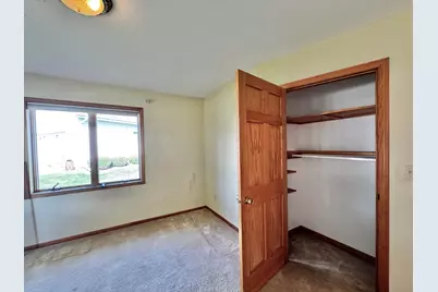 1303  Hadley Ct, Watertown, WI 53098 - Photo 21