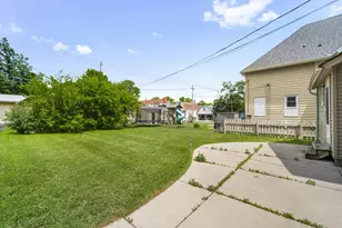 N88W16226 Park Blvd, Menomonee Falls, WI 53051 - Photo 31