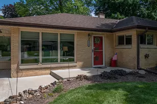 1618 S Wildwood Dr, New Berlin, WI 53151 - Photo 33