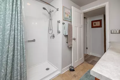 1618 S Wildwood Dr, New Berlin, WI 53151 - Photo 17