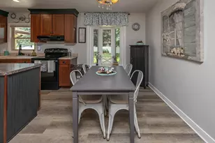 1618 S Wildwood Dr, New Berlin, WI 53151 - Photo 5
