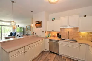 1059 Stratford Ct, Racine, WI 53406 - Photo 11