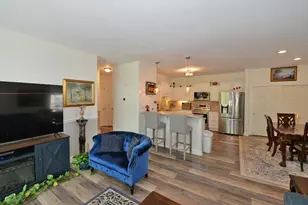 1059 Stratford Ct, Racine, WI 53406 - Photo 3