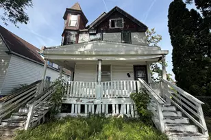 2727 N 24th Pl, Milwaukee, WI 53206 - Photo 15