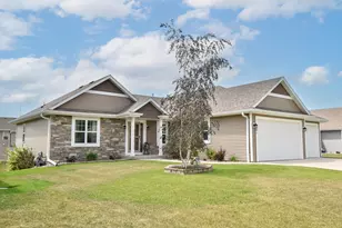 241 Silver Fox Dr, Kewaskum, WI 53040 - Photo 3