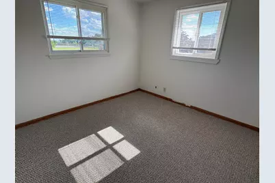 8754 W Carmen Ave, Milwaukee, WI 53225 - Photo 9