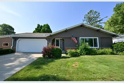1605  Drexel Blvd, South Milwaukee, WI 53172 - Photo 1
