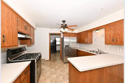 1605  Drexel Blvd, South Milwaukee, WI 53172 - Photo 13