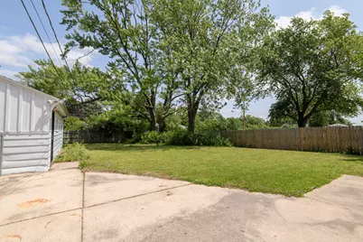 7016 N 86th St, Milwaukee, WI 53224 - Photo 25