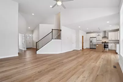 1920  Lasalle St, Lake Geneva, WI 53147 - Photo 5