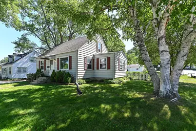1236 S 104th St, West Allis, WI 53214 - Photo 5