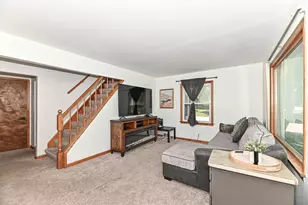 1236 S 104th St, West Allis, WI 53214 - Photo 7