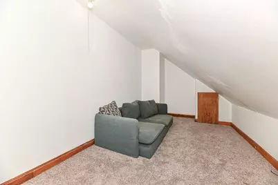 1236 S 104th St, West Allis, WI 53214 - Photo 25