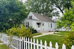 1236 S 104th St, West Allis, WI 53214 - Photo 3