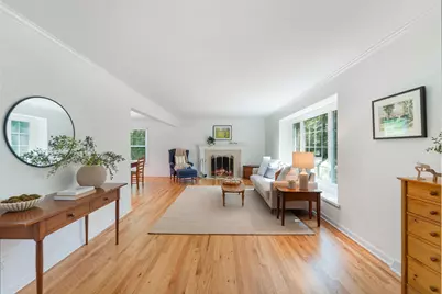 4838 W Glen Cove Ct, Mequon, WI 53092 - Photo 5