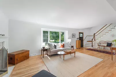 4838 W Glen Cove Ct, Mequon, WI 53092 - Photo 7