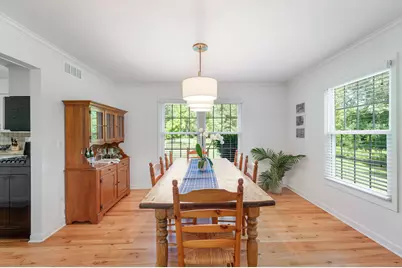4838 W Glen Cove Ct, Mequon, WI 53092 - Photo 9
