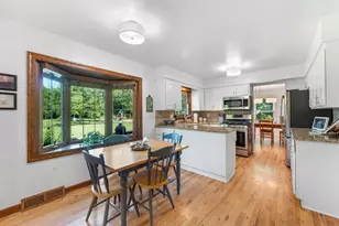 4838 W Glen Cove Ct, Mequon, WI 53092 - Photo 15