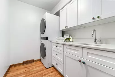 4838 W Glen Cove Ct, Mequon, WI 53092 - Photo 23