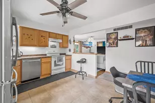 4050 N 81st St, Milwaukee, WI 53222 - Photo 11