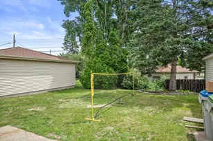 4050 N 81st St, Milwaukee, WI 53222 - Photo 27