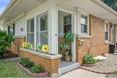 4050 N 81st St, Milwaukee, WI 53222 - Photo 5