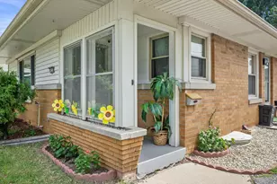 4050 N 81st St, Milwaukee, WI 53222 - Photo 5