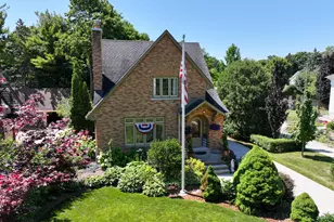 821 W Grand Ave, Port Washington, WI 53074 - Photo 3