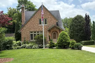 821 W Grand Ave, Port Washington, WI 53074 - Photo 1