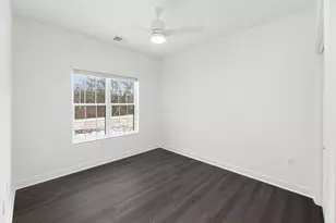 1839 W Mildenhall Dr, Oak Creek, WI 53154 - Photo 25