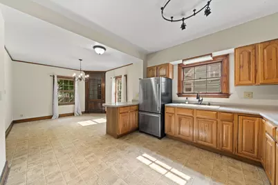 1105  Barnes St, Delavan, WI 53115 - Photo 13