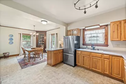 1105  Barnes St, Delavan, WI 53115 - Photo 21