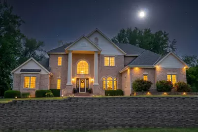 N51W19090  Crest View Ter, Menomonee Falls, WI 53051 - Photo 45