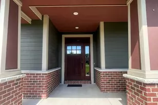 W319S9145 Lauren's Pkwy, Mukwonago, WI 53149 - Photo 3