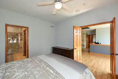 3406 W Villa Dr, Franklin, WI 53132 - Photo 21