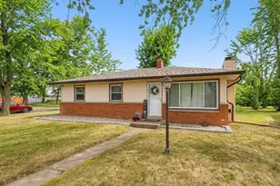 7934 N Edgeworth Dr, Milwaukee, WI 53223 - Photo 1