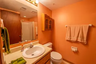 9601 W Darnel Ave, Milwaukee, WI 53224 - Photo 31