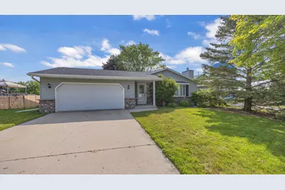 1723  Hilltop Dr, Sheboygan, WI 53081 - Photo 27