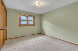 1723 Hilltop Dr, Sheboygan, WI 53081 - Photo 13