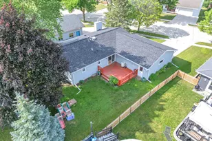 1723 Hilltop Dr, Sheboygan, WI 53081 - Photo 25