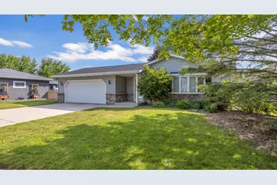 1723  Hilltop Dr, Sheboygan, WI 53081 - Photo 29