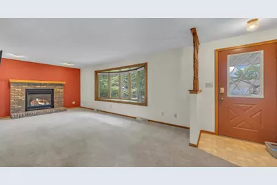 1723  Hilltop Dr, Sheboygan, WI 53081 - Photo 3