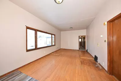 234 N 37th St, Milwaukee, WI 53208 - Photo 7