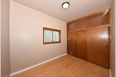 234 N 37th St, Milwaukee, WI 53208 - Photo 13