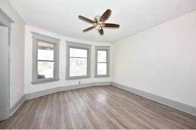 3413 W Vine St #3415, Milwaukee, WI 53208 - Photo 5