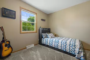 10011 Sheridan Rd, Pleasant Prairie, WI 53158 - Photo 31