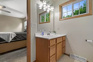 10011 Sheridan Rd, Pleasant Prairie, WI 53158 - Photo 27