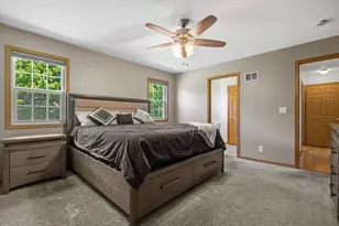 10011 Sheridan Rd, Pleasant Prairie, WI 53158 - Photo 25