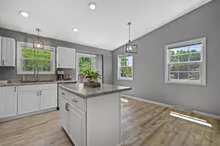 10011 Sheridan Rd, Pleasant Prairie, WI 53158 - Photo 15